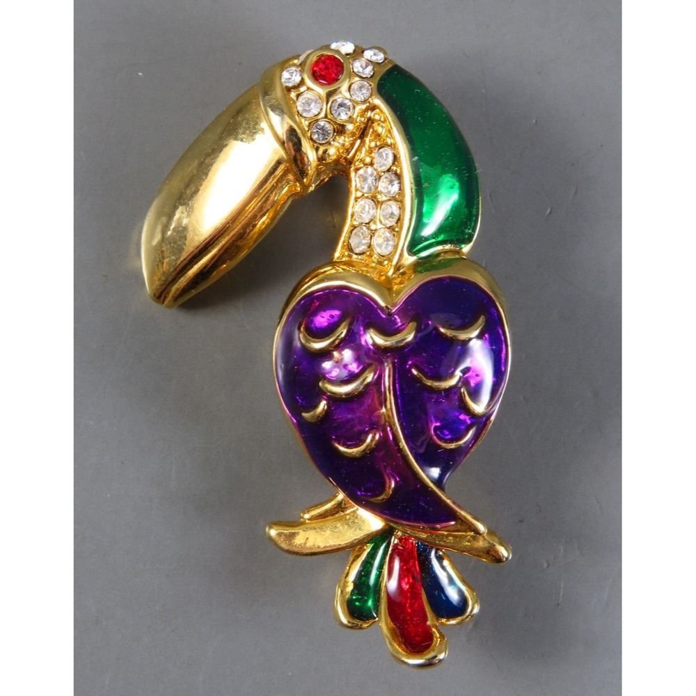 Vintage GOLD TONE BROOCH PIN Toucan Bird on Branch ENAMEL & RHINESTONES Trembler
